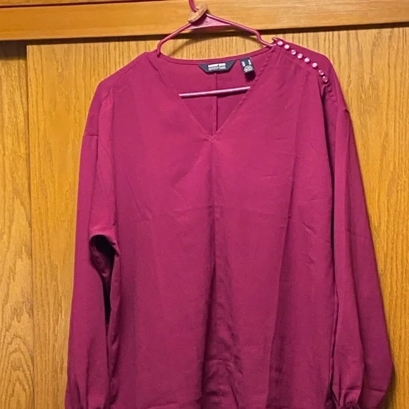 Lands End Magenta Blouse - Picture 4 of 7